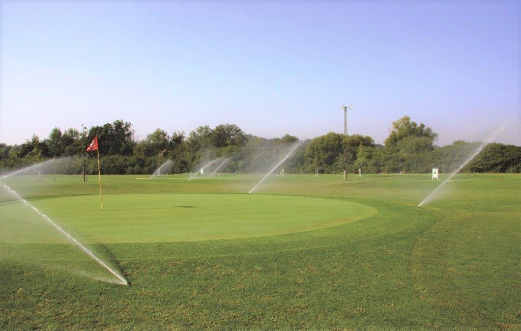 Bewässerungssystem am Golfplatz - Parga